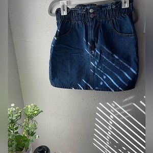 NWOT Medium Jean skirt
